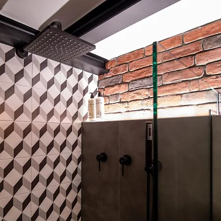 Industrial Loft - Le Petit Bati Volos